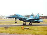 Суперсовременный бомбардировщик Су-34 успешно выполнил первый испытательный полет