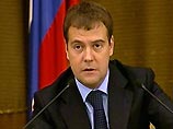 Медведев: правительство не планирует выделять материнский капитал на первого ребенка