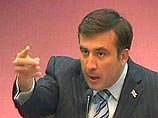 Увы, мы даже не можем пригласить президента Саакашвили в парламент для обычного, традиционного общения, - сказал на условиях анонимности один из евродепутатов. - Причина в его воинственных и провокационных речах. Метаморфозы, которые в нем произошли, непо