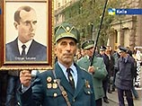 Президент Украины приравнял бандеровцев к ветеранам ВОВ. Левые в шоке Президент Украины приравнял бандеровцев к ветеранам ВОВ. Левые в шоке