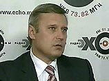 Касьянов провел в Туле региональную "Другую Россию", не испугавшись пластмассовых граблей от "Наших" Касьянов провел в Туле региональную "Другую Россию", не испугавшись пластмассовых граблей от "Наших"