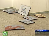 Неизвестные срывали со стен и топтали выставленные в галерее работы художника и архитектора, уроженца Грузии Александра Джикии, а также избили самого галериста