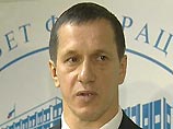 Министр природных ресурсов России Юрий Трутнев сообщил в среду 25 октября, что нарушения, допущенные Sakhalin Energy и российскими подрядчиками подпадают как минимум под пять статей уголовного кодекса Министр природных ресурсов России Юрий Трутнев сообщил в среду 25 октября, что нарушения, допущенные Sakhalin Energy и российскими подрядчиками подпадают как минимум под пять статей уголовного кодекса