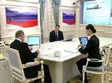 Президент РФ Владимир Путин считает, что компания "Система" вместо того, чтобы отбирать часть территории у Санкт-Петербургского Дома ветеранов сцены, могла бы помочь решить проблемы ветеранов