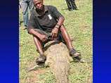 В ЮАР фермер зарезал крокодила-людоеда, помешавшего ему освежиться в реке