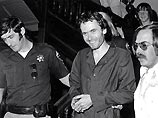 Дэнни Харольд Роллинг был казнен в той же камере, где в 1989 году на электрическом стуле был приведен в исполнение приговор маньяку Теду Банди, убившему 36 женщин