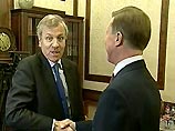 Де Хооп Схеффер сообщил журналистам на пресс-конференции, что провел "длительный и интересный разговор" Де Хооп Схеффер сообщил журналистам на пресс-конференции, что провел "длительный и интересный разговор"