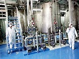"Две недели тому назад был установлен новый каскад центрифуг, в который спустя неделю был загружен газ и к настоящему времени получили первые результаты их работы ", - сообщил источник "Две недели тому назад был установлен новый каскад центрифуг, в который спустя неделю был загружен газ и к настоящему времени получили первые результаты их работы ", - сообщил источник