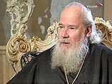 Алексий II отмечает важность участия в праздновании Дня народного единства всех народов России