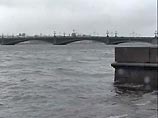 В Петербурге вновь объявлено штормовое предупреждение