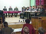Напомним, что Московский окружной военный суд 10 июня 2004 года повторно оправдал всех шестерых обвиняемых в убийстве журналиста