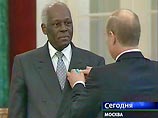 Россия возвращается в Анголу: президент душ Сантуш привез сырьевые контракты Россия возвращается в Анголу: президент душ Сантуш привез сырьевые контракты