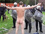 В США 12-летняя девочка спасла от сексуального маньяка двух детей В США 12-летняя девочка спасла от сексуального маньяка двух детей