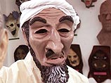 В США юрист, протестуя против законодательных инициатив, нарядился бен Ладеном и вышел на дорогу В США юрист, протестуя против законодательных инициатив, нарядился бен Ладеном и вышел на дорогу