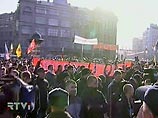 Российские футболисты просят болельщиков не участвовать в "Русском марше" Российские футболисты просят болельщиков не участвовать в "Русском марше"
