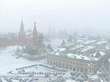 Утром первые снежные удары придутся на юго-восточные и восточные районы Подмосковья, а к середине дня "белый проказник" доберется и до столицы