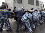 559 человек - нарушители общественного порядка - были задержаны в Москве в ходе проведения этих митингов, из них на 156 человек были составлены административные протоколы за различные нарушения, например, за выход на полосу уличного движения