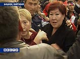 Глава МВД Киргизии снят - оппозиция требует отставки президента