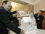 Таджики в третий раз переизбрали своим президентом Эмомали Рахмонова

