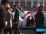 Больше половины депутатов парламента Киргизии подписали проект Конституции
Больше половины депутатов парламента Киргизии подписали проект Конституции