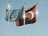 Премьер-министр Баварии требует "заморозить" процесс вступления Турции в ЕС