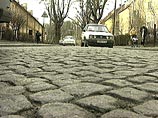 В Калининградской облдуме заинтересовались, куда пропадает немецкая брусчатка с улиц 