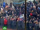 Мордовия хоронит погибших в Чечне милиционеров Мордовия хоронит погибших в Чечне милиционеров