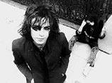 Картину основателя Pink Floyd продадут на аукционе, а деньги пойдут на помощь студентам
Картину основателя Pink Floyd продадут на аукционе, а деньги пойдут на помощь студентам