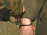 В Оренбурге двое солдат  осуждены  за  разбой,   их командир получил срок за  подстрекательство 