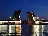 В Петербурге в ночь на 15-е мосты разведут в последний раз в этом году

