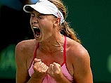 Мария Шарапова во время итогового турнира WTA в Мадриде догнала и обезвредила грабителя Мария Шарапова во время итогового турнира WTA в Мадриде догнала и обезвредила грабителя