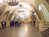 Бизнесмен Новиков строит себе отдельный выход со станции метро "Киевская" Бизнесмен Новиков строит себе отдельный выход со станции метро "Киевская"
