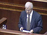 За такое решение, как сообщил председатель Верховной Рады Александр Мороз, проголосовали 247 народных депутатов из 438, зарегистрировавшихся в зале