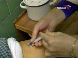 Кампания по вакцинации детей в этом регионе остановлена, сообщили ИТАР-ТАСС в краевом управлении "Роспотребнадзора". Взрослых ставропольцев продолжают колоть "Грипполом" без ограничений