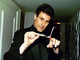 Медиум Ури Геллер предложил вывести из комы экс-премьера Шарона Медиум Ури Геллер предложил вывести из комы экс-премьера Шарона