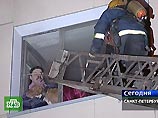 В Петербурге при пожаре в общежитии ГИБДД пострадали 10 человек В Петербурге при пожаре в общежитии ГИБДД пострадали 10 человек