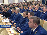 СМИ: Слова Путина о "жизни на одну зарплату" предвещают кадровые перемены в рядах силовиков СМИ: Слова Путина о "жизни на одну зарплату" предвещают кадровые перемены в рядах силовиков