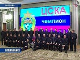 Министр обороны поздравил футболистов ЦСКА с "золотом" и подарил им бинокли
