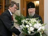 Виктор Ющенко поздравил митрополита Владимира с днем рождения и подарил ему старинную икону