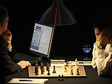 Первая шахматная партия между Крамником и компьютером завершилась вничью