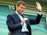 Он на одну позицию опережает гражданина России, владельца футбольного клуба Chelsea, экс-владельца "Сибнефти" и губернатора Чукотки Романа Абрамовича, на счет которого эксперты Forbes записали 18,2 млрд долларов Он на одну позицию опережает гражданина России, владельца футбольного клуба Chelsea, экс-владельца "Сибнефти" и губернатора Чукотки Романа Абрамовича, на счет которого эксперты Forbes записали 18,2 млрд долларов