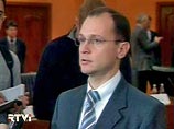 Россия не поставляет радиоактивный полоний-210 в Великобританию уже 5 лет, поставки осуществляются только американским компаниям в научных целях, заявил глава Росатома Сергей Кириенко во вторник на брифинге в Москве Россия не поставляет радиоактивный полоний-210 в Великобританию уже 5 лет, поставки осуществляются только американским компаниям в научных целях, заявил глава Росатома Сергей Кириенко во вторник на брифинге в Москве