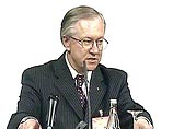 Янукович сказал: "Мне очень жаль, Борис Иванович, что за 3 месяца мы так и не смогли найти с вами взаимопонимания в нашей общей работе" Янукович сказал: "Мне очень жаль, Борис Иванович, что за 3 месяца мы так и не смогли найти с вами взаимопонимания в нашей общей работе"