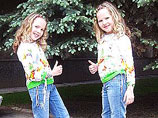 Десятилетние сестры-близнецы из Курска Настя и Маша Толмачевы будут представлять Россию на детском конкурсе "Евровидение-2007"