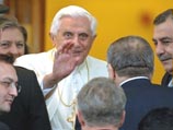 Бенедикт XVI завершил официальный визит в Турцию, растопив лед в отношениях христиан и мусульман