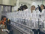 "Производство будет практически по всей стране, что позволит минимизировать транспортную составляющую и удержать цену", - заявил Махновский. Он отметил, что московский завод "Кристалл" не войдет в число производителей "Производство будет практически по всей стране, что позволит минимизировать транспортную составляющую и удержать цену", - заявил Махновский. Он отметил, что московский завод "Кристалл" не войдет в число производителей