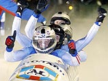 Экипаж Евгения Попова стал вторым на этапе Кубка мира по бобслею


