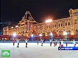 С понедельника в Москве работает крупнейший в Европе открытый каток, который расположился на Красной площади, заняв при этом десятую ее часть С понедельника в Москве работает крупнейший в Европе открытый каток, который расположился на Красной площади, заняв при этом десятую ее часть