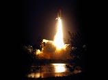 Шаттл Discovery, стартовавший сегодня в ночной темноте с космодрома на мысе Канаверал (штат Флорида), успешно вышел на расчетную околоземную орбиту
