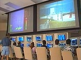 Соединенные Штаты будут использовать военную силу для того, чтобы защитить свои спутники и другие космические объекты от нападения враждебно настроенных государств и террористов Соединенные Штаты будут использовать военную силу для того, чтобы защитить свои спутники и другие космические объекты от нападения враждебно настроенных государств и террористов